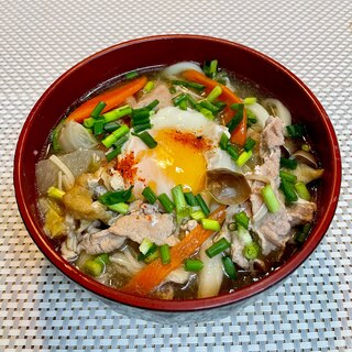 グツグツふぅふぅ身も心も温まる♡煮込みうどん